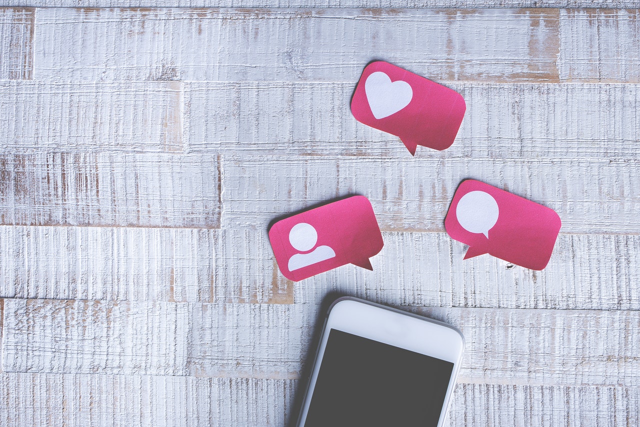 Decorative for the blog. Image of icons on Instagram